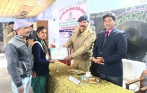 मानवाधिकार दिवस के अवसर पर  जिला विधिक सेवा प्राधिकरण टिहरी गढ़वाल अध्यक्ष की  अध्यक्षता मे चलाया गया जागरूकता अभियान