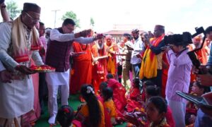 डोल आश्रम अल्मोड़ा में श्री कल्याणिका हिमालय देवस्थानम के वार्षिकोत्सव में सीएम धामी शामिल हुए