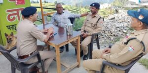 थाना नाचनी एवं कनालीछीना पुलिस ने जाना वरिष्ठ नागरिकों का हाल