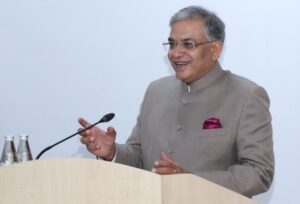 मतदान केंद्रों पर मतदाताओं के लिए मोबाइल डिपॉज़िट सुविधा प्रदान करेगा चुनाव आयोग