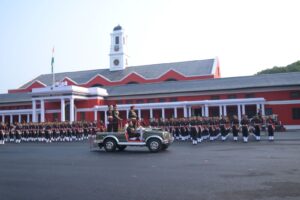 भारतीय सैन्य अकादमी में 156वीं पासिंग आउट परेड का आयोजन, श्रीलंका सेना प्रमुख ने की परेड की समीक्षा