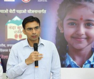डीएम सविन बंसल की संवेदनशील पहल: अनाथ दिव्यांग बालिकाओं को मिला नया सुरक्षित आशियाना