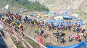 एक महीने में श्री केदारनाथ धाम यात्रा में लगभग 200 करोङ का कारोबार