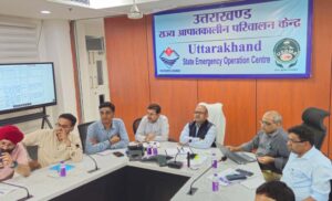 टिहरी-उत्तरकाशी-देहरादून का सर्वे कर लौटी PDNA टीम, सचिव आपदा प्रबंधन ने साझा की प्रारंभिक जानकारी टिहरी-उत्तरकाशी-देहरादून का सर्वे कर लौटी PDNA टीम, सचिव आपदा प्रबंधन ने साझा की प्रारंभिक जानकारी