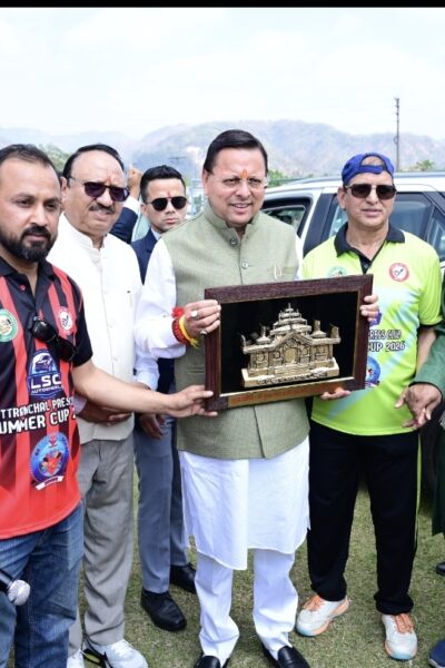 सीएम धामी ने किया मंजुल सिंह मांजिला स्मृति अंतर क्रिकेट टूर्नामेंट का शुभारंभ