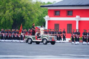 राष्ट्रपति द्रौपदी मुर्मू की गरिमामयी उपस्थिति में आईएमए की पासिंग आउट परेड सम्पन्न, 515 कैडेट बने सैन्य अधिकारी 47eb6941-2392-4e77-a691-50848e2843f4