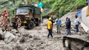 तमकनाला आपदा पर धामी सरकार अलर्ट, राहत-बचाव और सड़क संपर्क बहाली को सर्वोच्च प्राथमिकता cfcdd839-6b0c-442f-8636-82c6d5a1f4f8