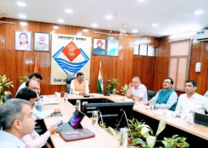 टिहरी झील को ग्लोबल डेस्टिनेशन बनाने की तैयारी, मुख्य सचिव ने ली बैठक 04e492f2-b8bd-41ab-83eb-14bb516342a0